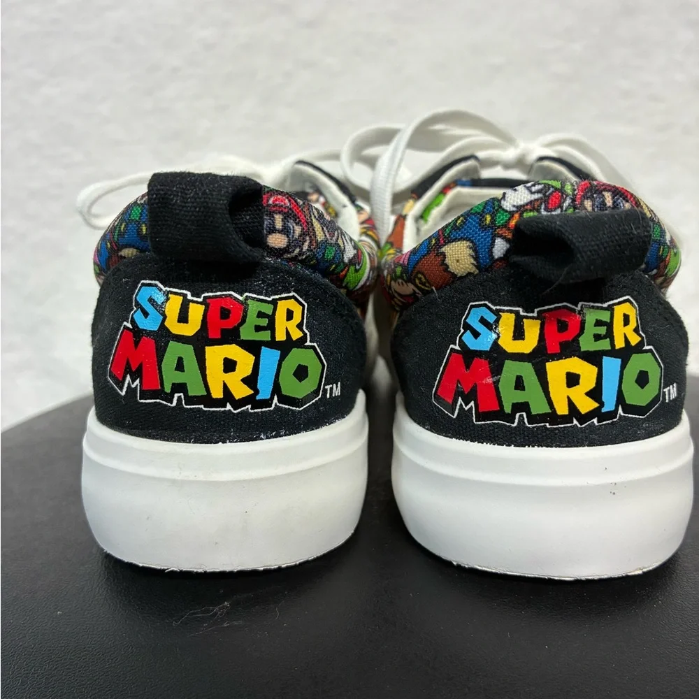 Ground Up Nintendo Super Mario Sneakers Kids‎ Size 1 Character Print Lace Shoes